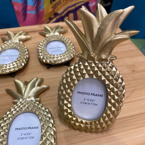 Pineapple Picture Frames - Picture 1 of 4